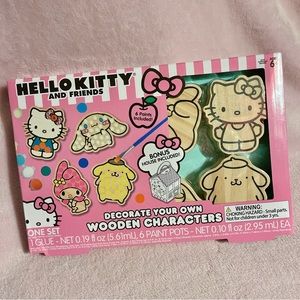 Sanrio Hello Kitty Decorate Your Own Wooden Characters Kit